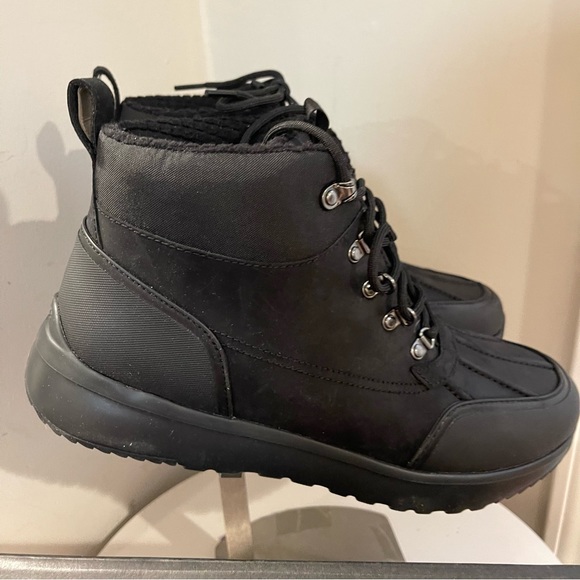 Ugg Finnick Wool Paneled Boot Men’s size 11.5 NEW - Picture 7 of 10